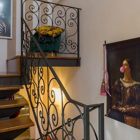 Apart Otel Frida's House