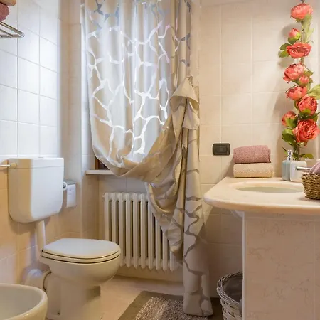 Апарт-отель Frida's House Каприно-Веронезе