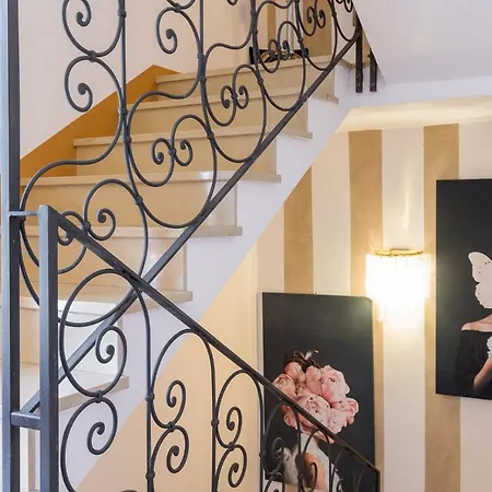 Aparthotel Frida's House Caprino Veronese