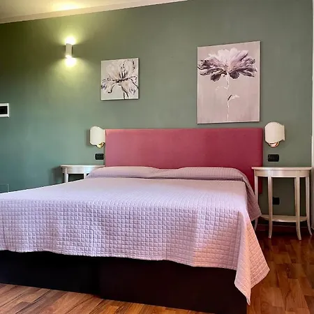 Aparthotel Frida's House Caprino Veronese